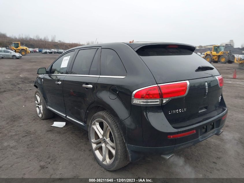 2013 LINCOLN MKX - 2LMDJ8JK8DBL28395