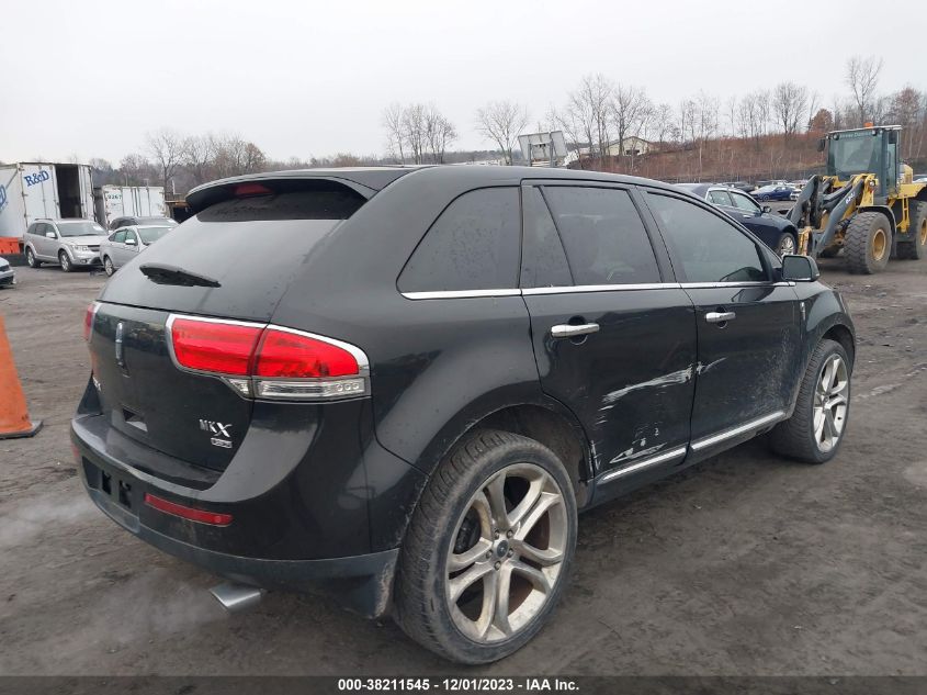 2013 LINCOLN MKX - 2LMDJ8JK8DBL28395