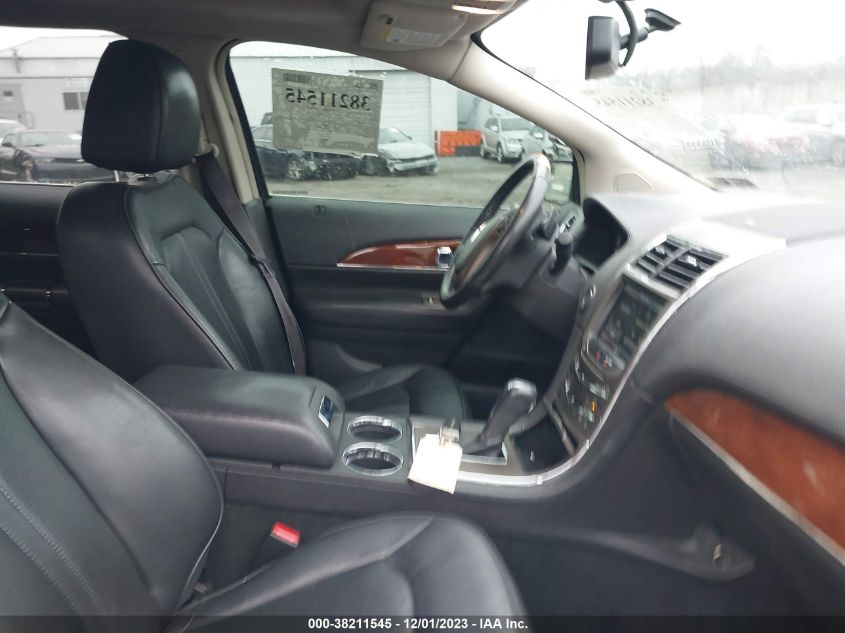 2013 LINCOLN MKX - 2LMDJ8JK8DBL28395