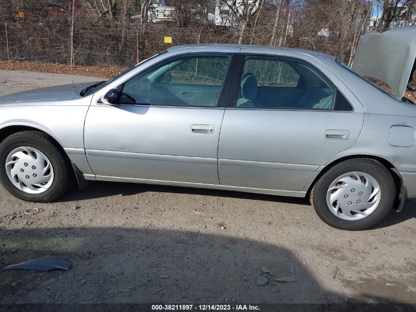 4T1BG22K61U040863 | 2001 TOYOTA CAMRY