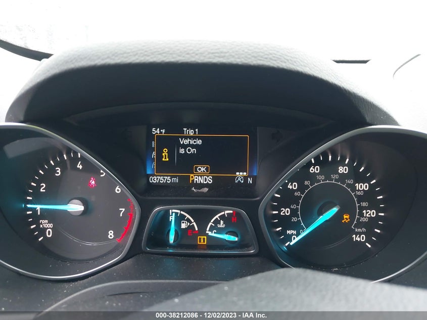 VIN 1FMCU0GD6JUB09031 2018 FORD ESCAPE SE