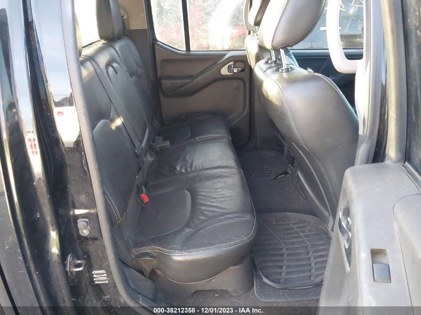 2013 NISSAN FRONTIER PRO-4X - 1N6AD0EV2DN744878