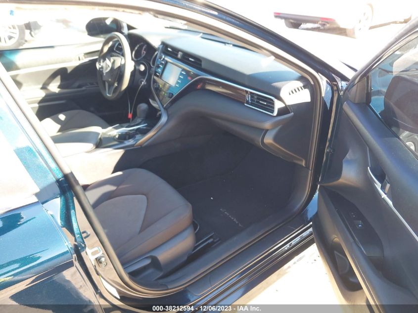 2018 TOYOTA CAMRY L/LE/XLE/SE/XSE - 4T1B11HK8JU535973