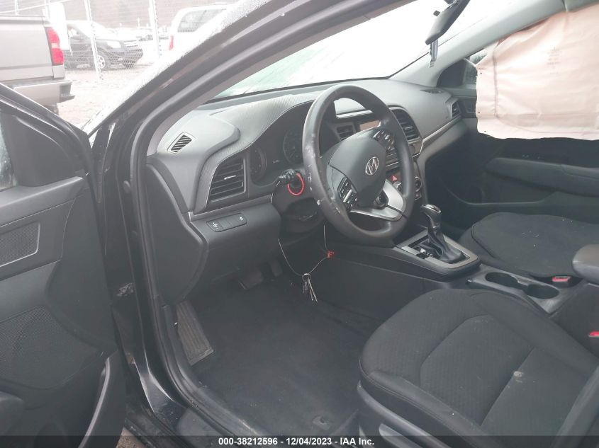 2019 HYUNDAI ELANTRA SE - 5NPD74LF6KH472035