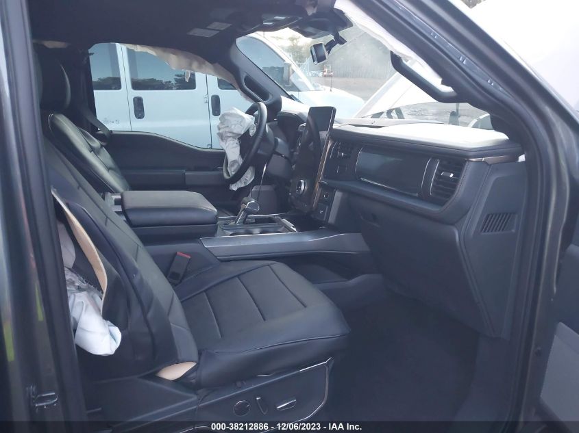 2022 FORD F-150 LIGHTNING LARIAT 1FT6W1EV7NWG04572