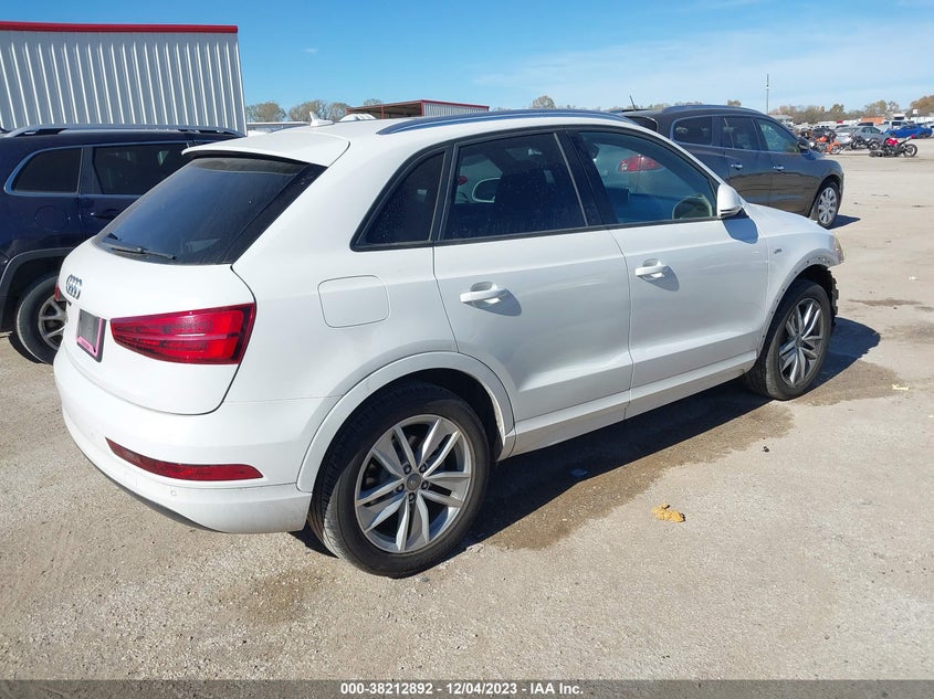 VIN WA1BCCFSXJR020225 2018 AUDI Q3 PREMIUM