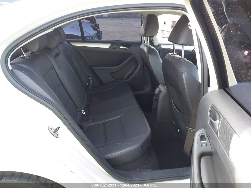 2013 VOLKSWAGEN JETTA 2.5L SE - 3VWDP7AJ6DM241168