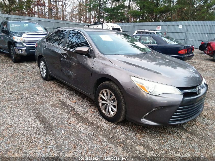 2015 TOYOTA CAMRY LE - 4T1BF1FK4FU915937