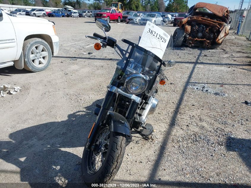 2018 HARLEY-DAVIDSON FLSL SOFTAIL SLIM 1HD1YDJ12JC081965