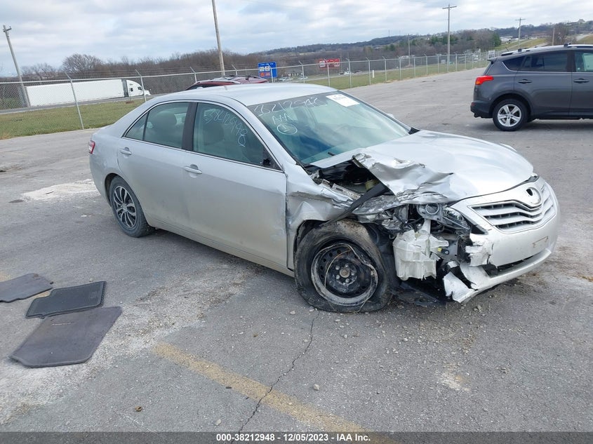 2010 TOYOTA CAMRY