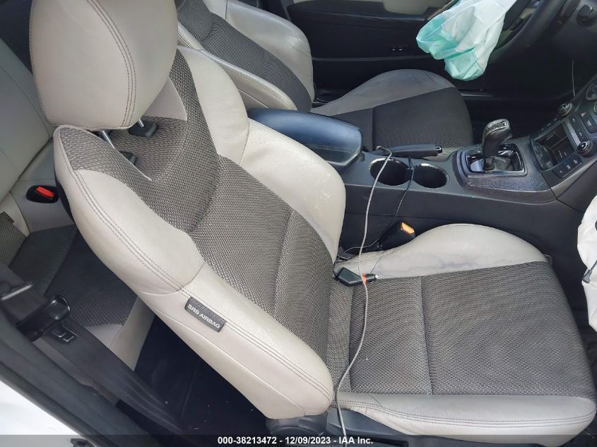 2015 HYUNDAI GENESIS 3.8 BASE - KMHHU6KJ1FU124579