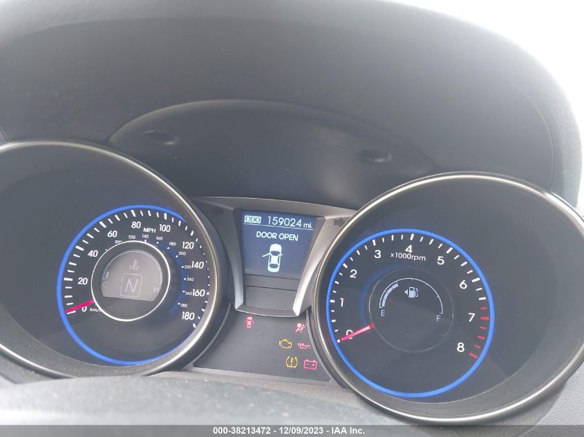 2015 HYUNDAI GENESIS 3.8 BASE - KMHHU6KJ1FU124579