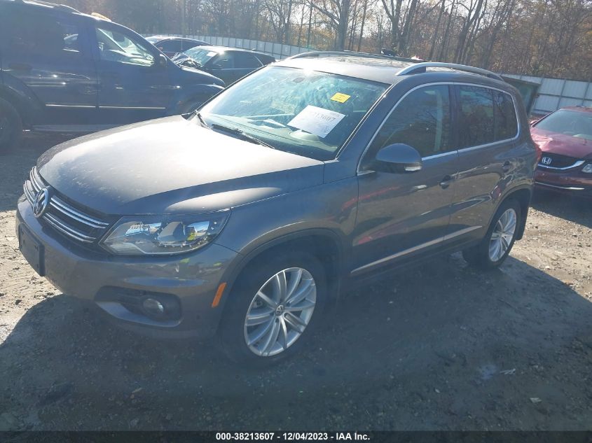 2016 VOLKSWAGEN TIGUAN SE - WVGBV7AX0GW562451