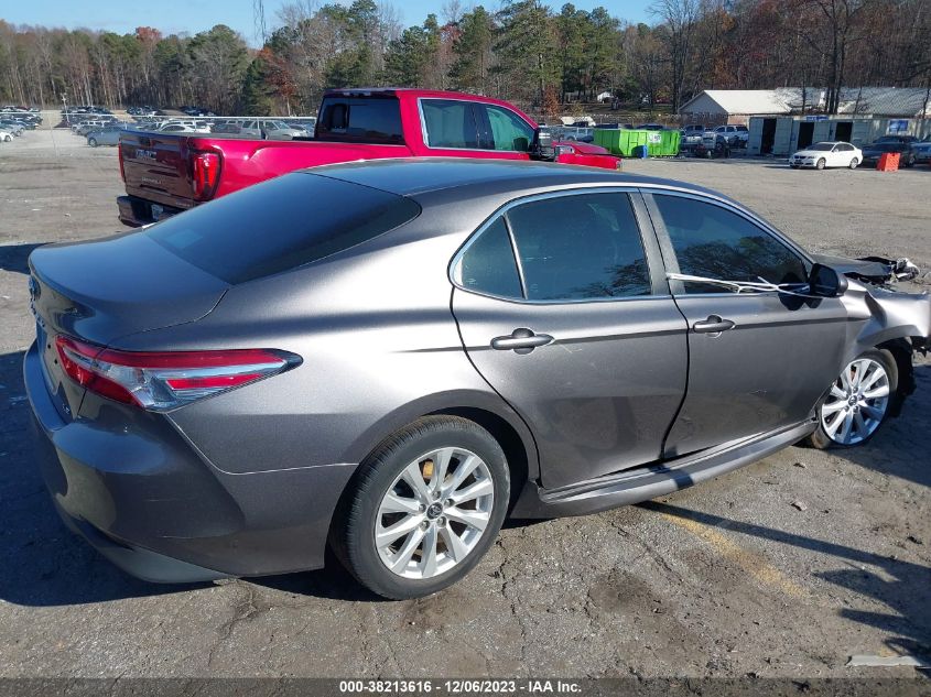 2018 TOYOTA CAMRY LE - 4T1B11HK7JU526875
