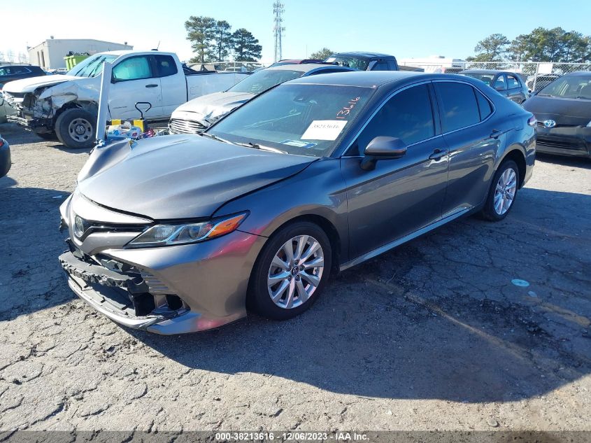 2018 TOYOTA CAMRY LE - 4T1B11HK7JU526875