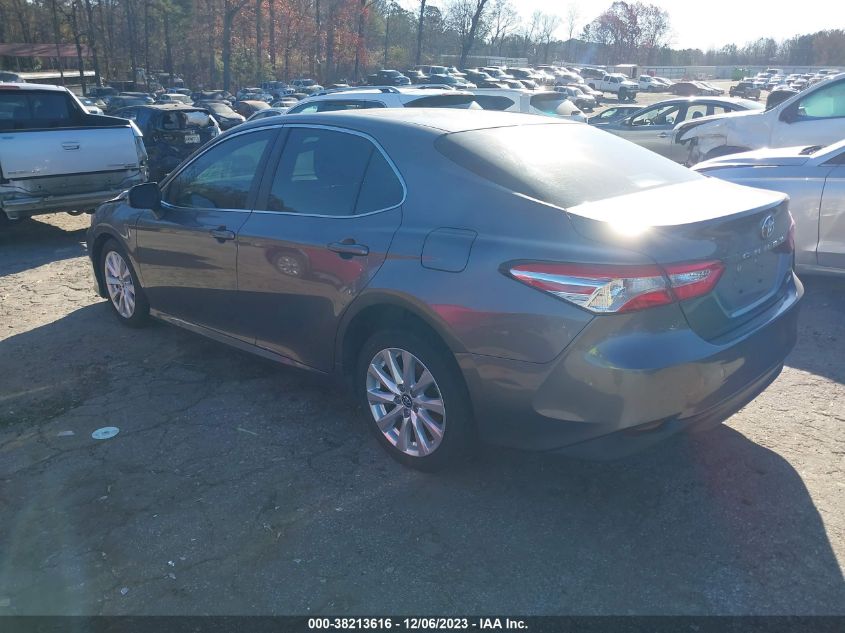 2018 TOYOTA CAMRY LE - 4T1B11HK7JU526875