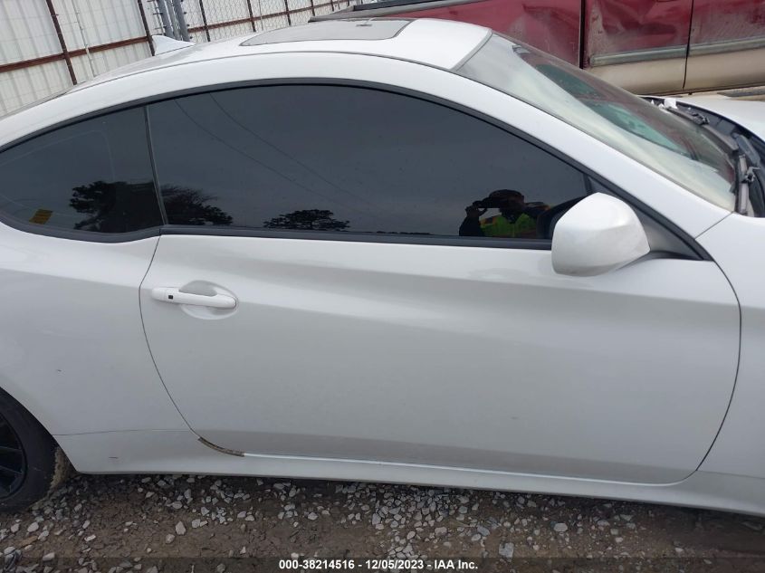 2013 HYUNDAI GENESIS 2.0T PREMIUM - KMHHT6KD7DU103679