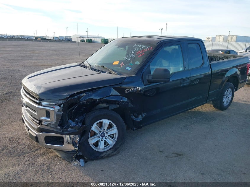 VIN 1FTEX1CP3JKC80762 2018 FORD F-150 XLT
