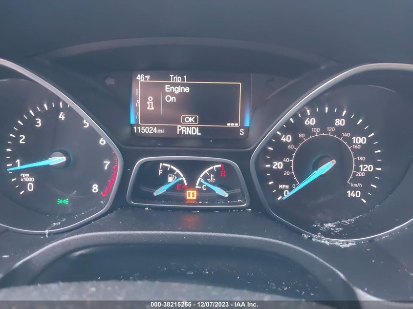 VIN 1FADP3K25JL281957 2018 FORD FOCUS SE