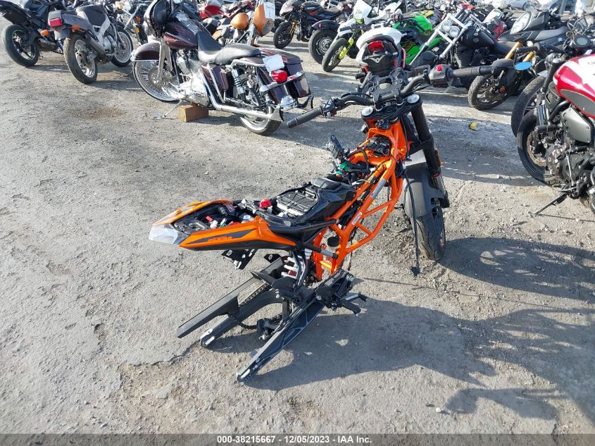 2023 KTM 390 DUKE MD2JPJ403PN211183