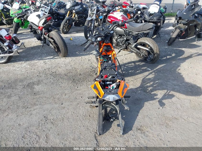 2023 KTM 390 DUKE MD2JPJ403PN211183