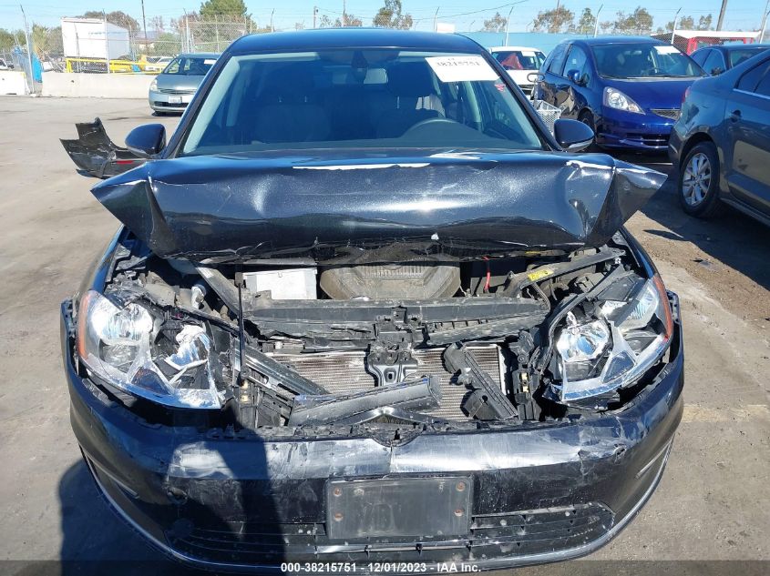 2016 VOLKSWAGEN E-GOLF SE - WVWKP7AU9GW915211