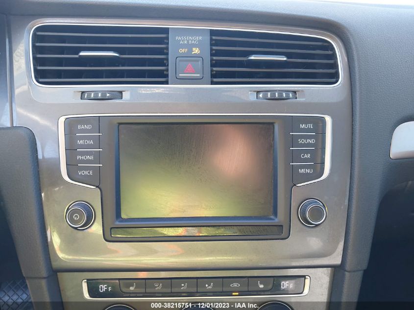 2016 VOLKSWAGEN E-GOLF SE - WVWKP7AU9GW915211