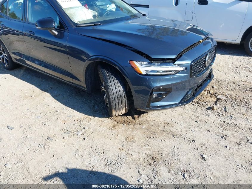 7JRL12FK5RG296444 VOLVO S60 B5 CORE DARK THEME 2024