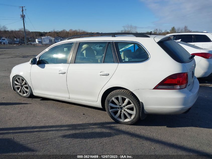 2013 VOLKSWAGEN JETTA SPORTWAGEN 2.0L TDI - 3VWPL7AJ5DM677468