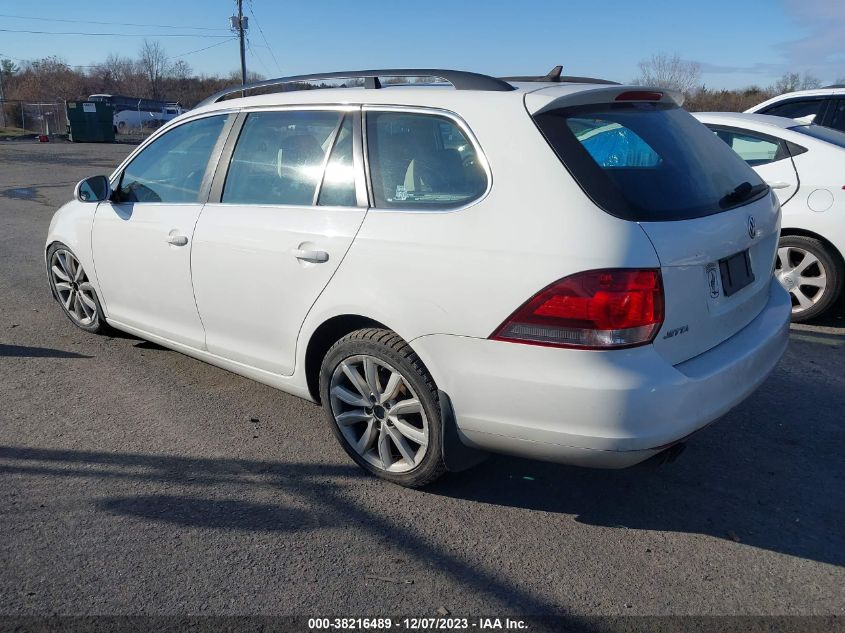 2013 VOLKSWAGEN JETTA SPORTWAGEN 2.0L TDI - 3VWPL7AJ5DM677468