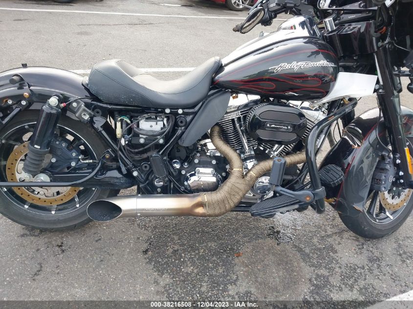 2010 HARLEY-DAVIDSON FLHTCUSE5 BLK 1HD1PR828AB957264
