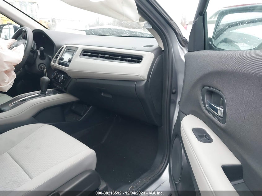 VIN 3CZRU6H30NM708809 2022 HONDA HR-V AWD LX