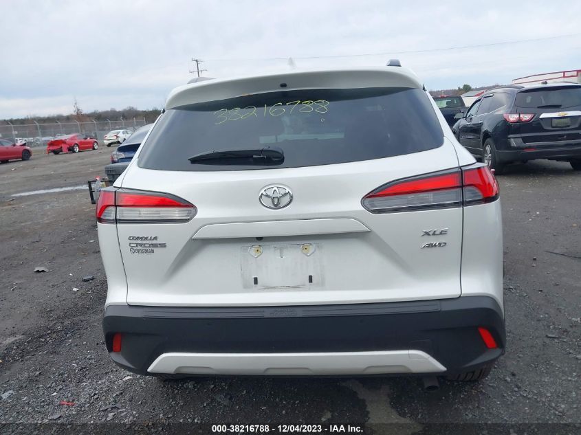 2022 TOYOTA COROLLA CROSS XLE - 7MUDAABG5NV029826