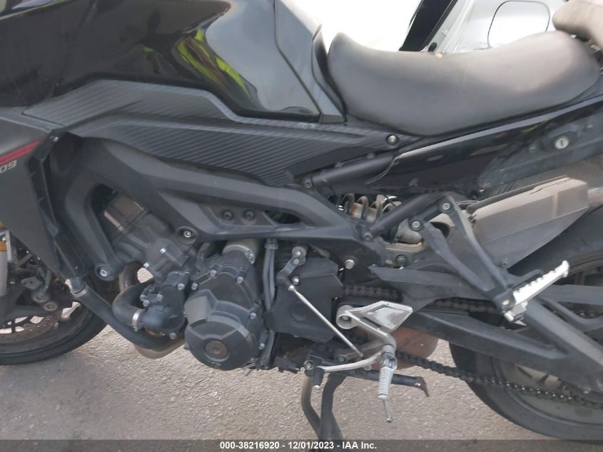 2016 YAMAHA FJ09 C JYARN37Y8GA000737