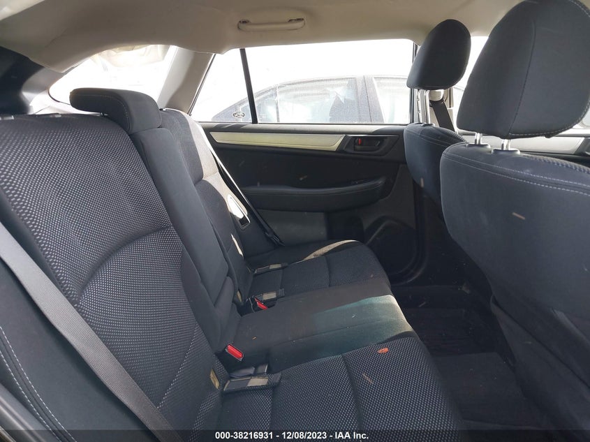 VIN 4S4BSAAC3J3373935 2018 SUBARU OUTBACK 2.5I