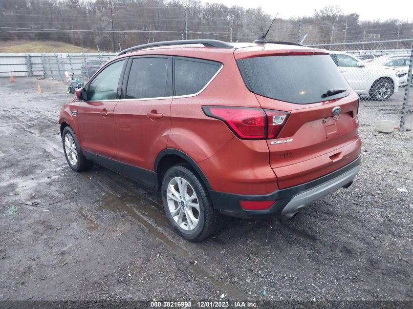 2019 FORD ESCAPE SEL - 1FMCU0HD7KUA18849