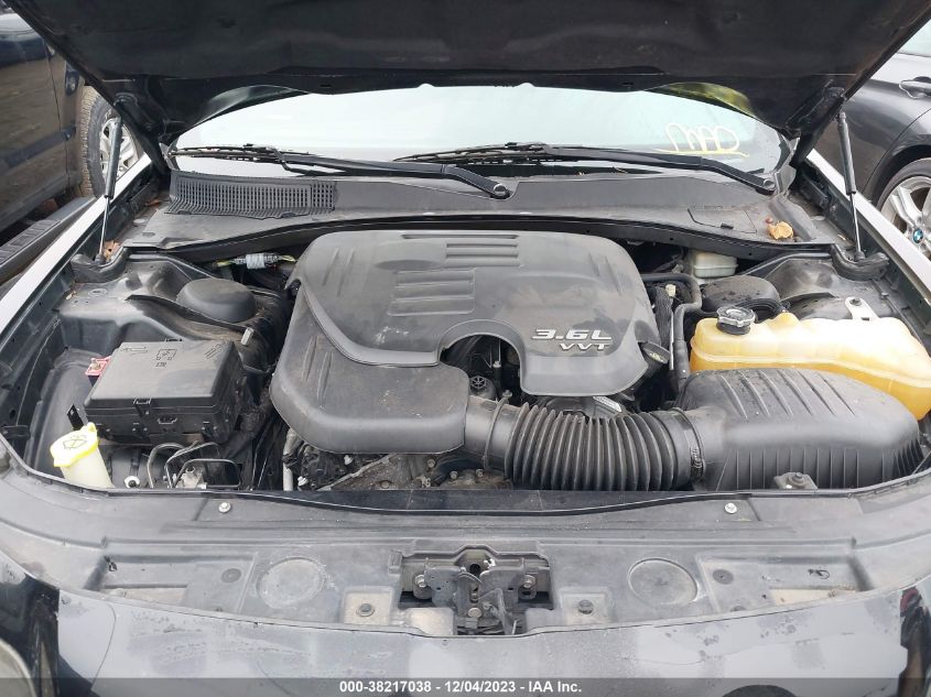2014 CHRYSLER 300 - 2C3CCAAG3EH212839