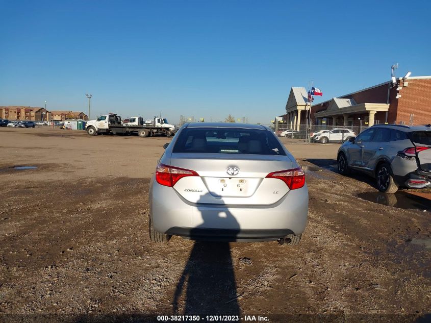 2018 TOYOTA COROLLA LE - 5YFBURHE6JP739432