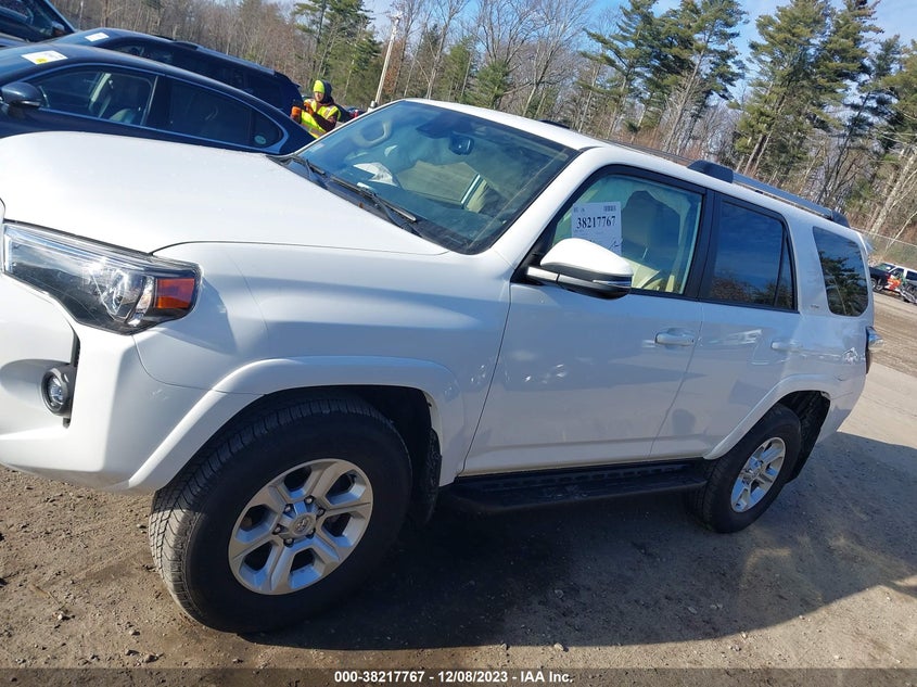 VIN JTENU5JR0N6053754 2022 TOYOTA 4RUNNER