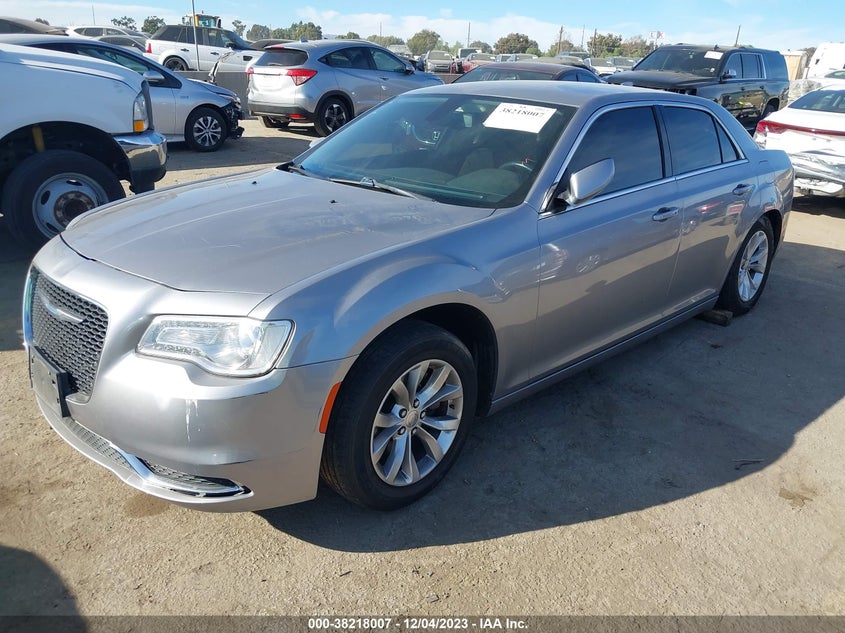 VIN 2C3CCAAG3JH137621 2018 CHRYSLER 300 TOURING