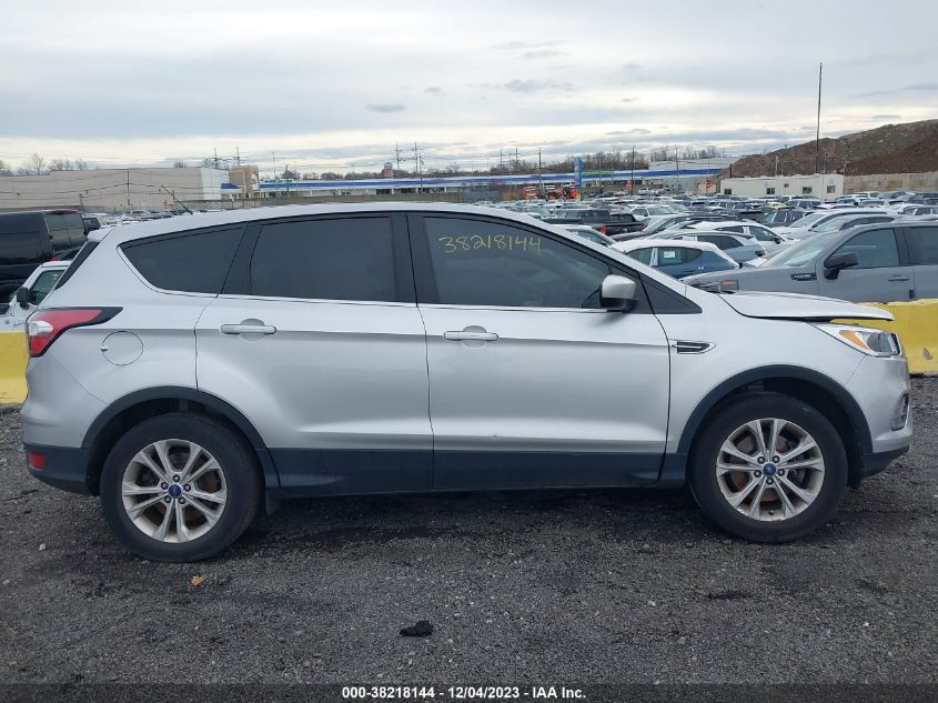 2017 FORD ESCAPE SE - 1FMCU9GD7HUB45728