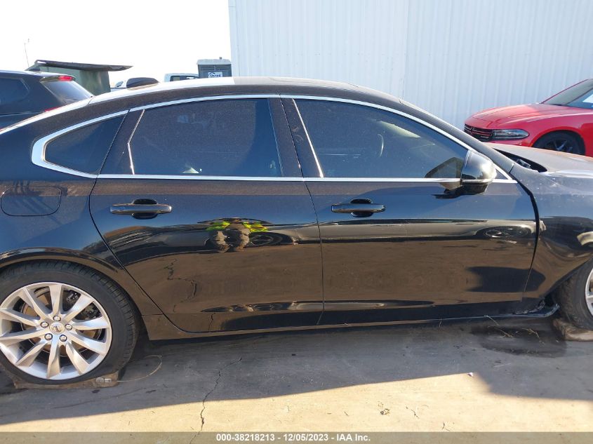 2017 VOLVO S90 T6 MOMENTUM YV1A22MK4H1005790