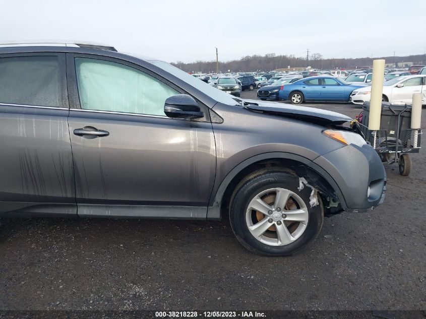 2014 TOYOTA RAV4 XLE - 2T3WFREV6EW129428