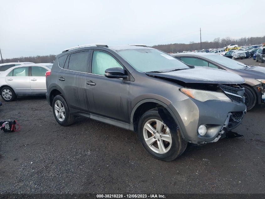 2014 TOYOTA RAV4 XLE - 2T3WFREV6EW129428