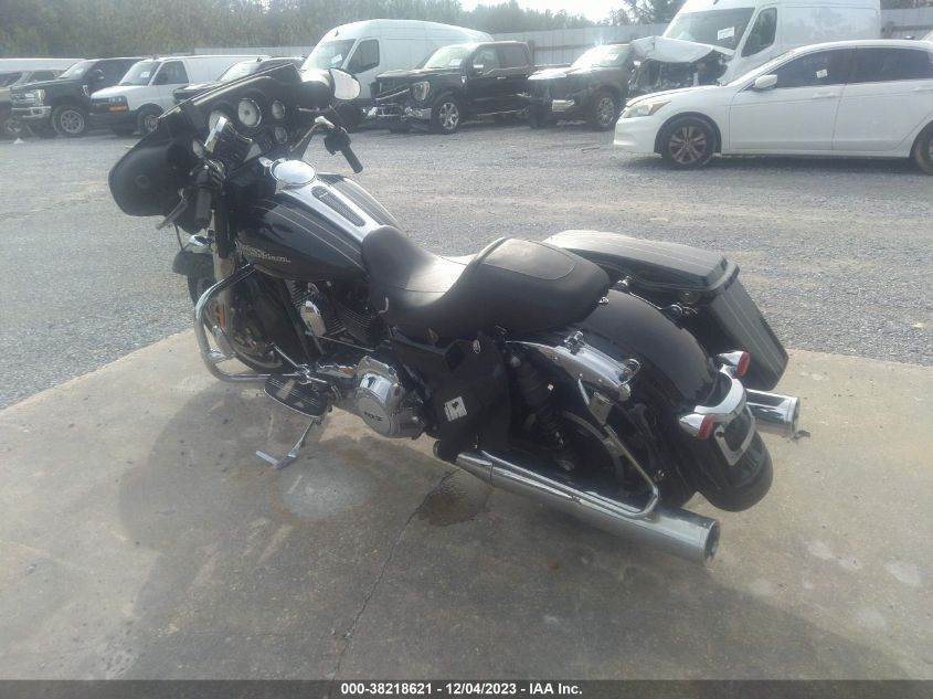 2013 HARLEY-DAVIDSON FLHX STREET GLIDE - 1HD1KBM12DB658764