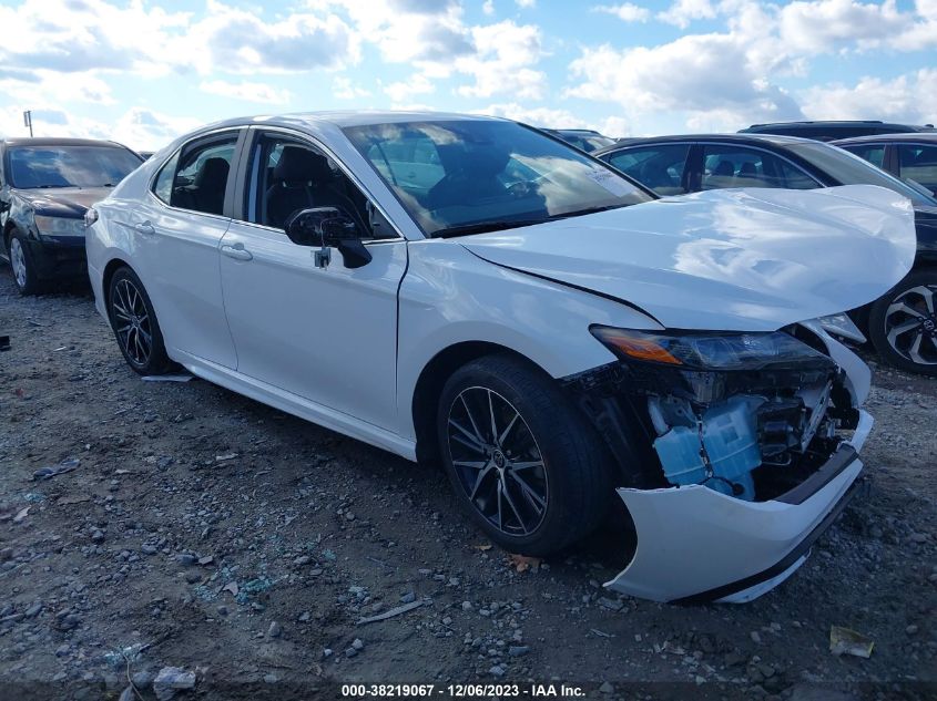 2022 TOYOTA CAMRY SE - 4T1T11AK2NU622921