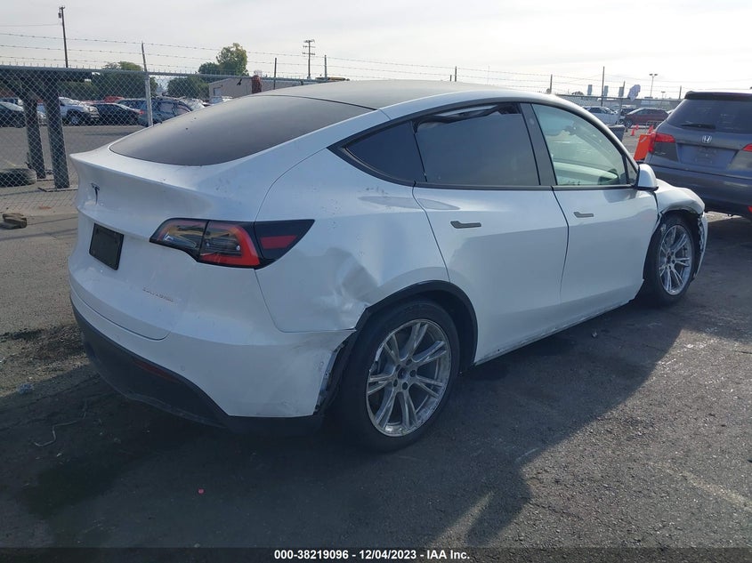 VIN 5YJYGDEE6MF093348 2021 TESLA MODEL Y