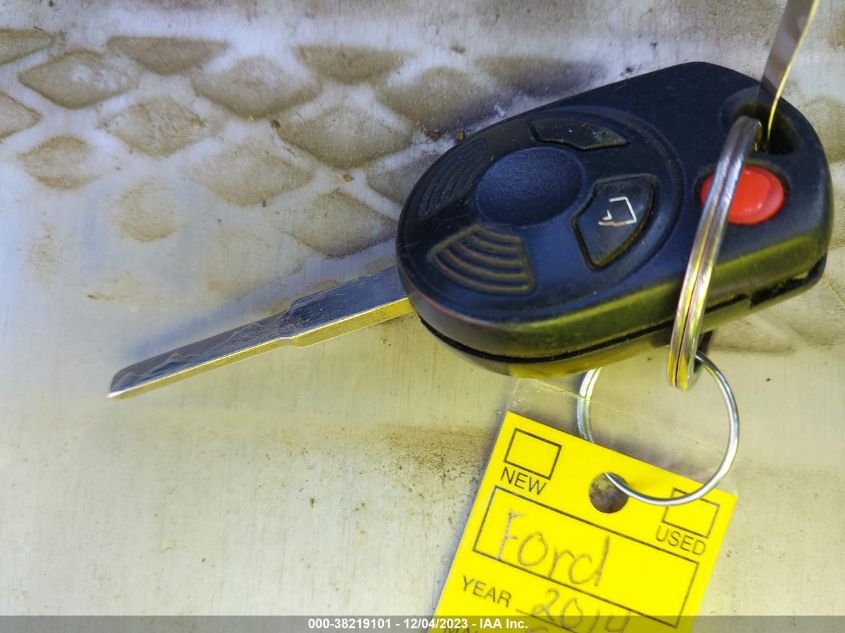 2014 FORD ESCAPE SE - 1FMCU0GX8EUE39009