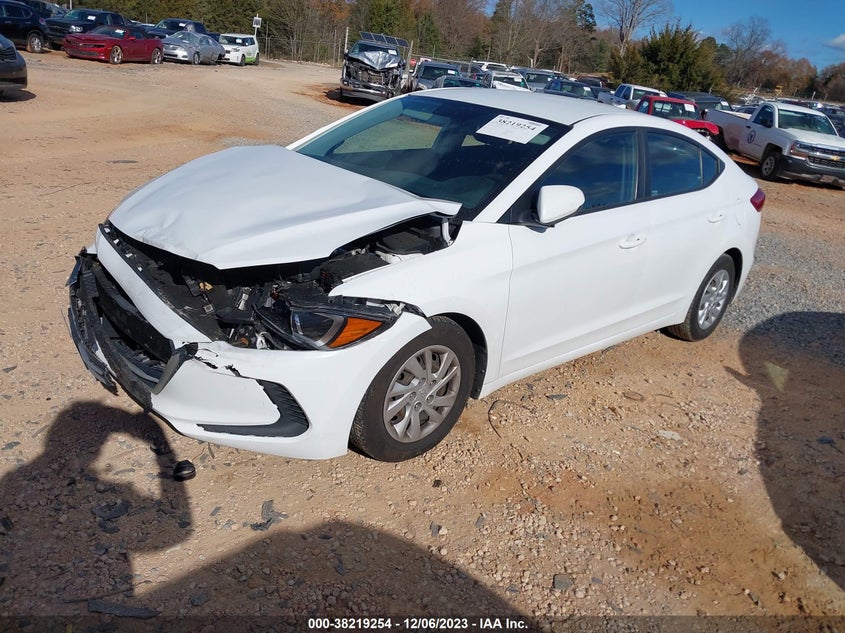 VIN 5NPD74LFXJH400107 2018 HYUNDAI ELANTRA SE