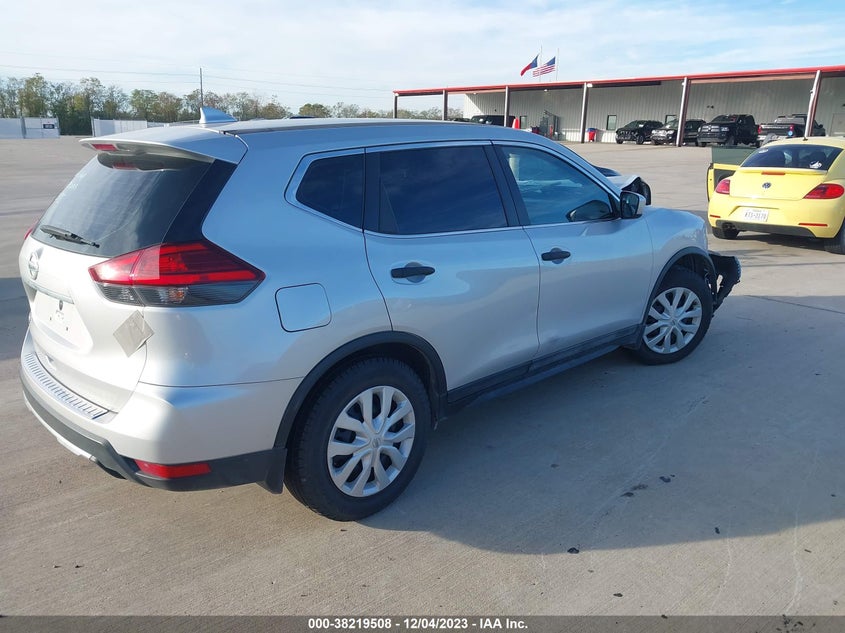 VIN 5N1AT2MT2HC882130 2017 NISSAN ROGUE S/SL